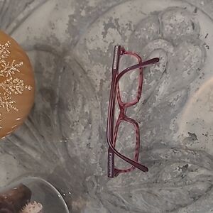 BURBERRY PERSCRIPTION GLASSES FRAMES RED